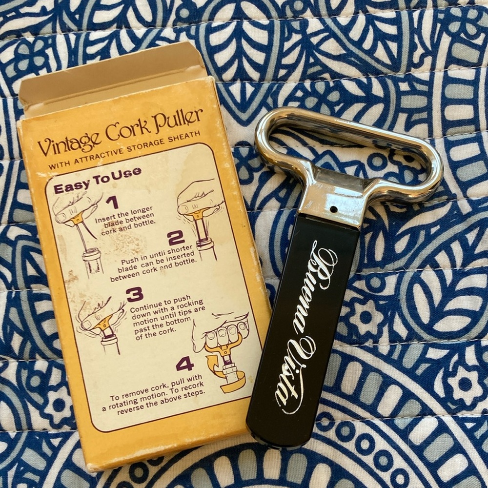 Vintage Buena Vista cork puller